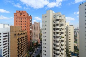 Image 6 - 325185