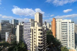 Image 21 - 325185