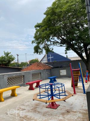 Image 19 - 325331