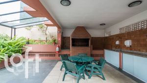 Image 22 - 325374