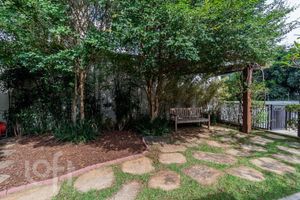 Image 63 - 325492