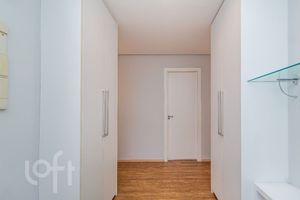 Image 38 - 325492