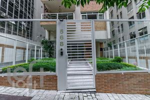 Image 32 - 325496