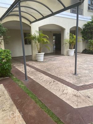Image 12 - 325596