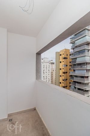 Image 3 - 325980