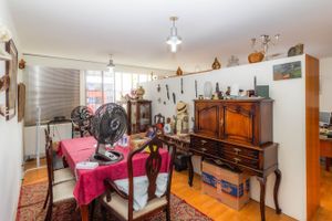 Image 11 - 326022