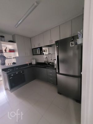 Image 10 - 326048