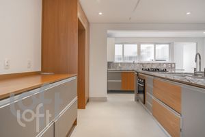 Image 21 - 326139
