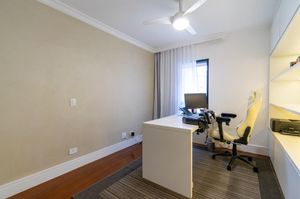 Image 32 - 326340