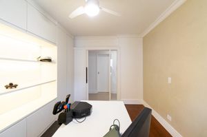 Image 37 - 326340