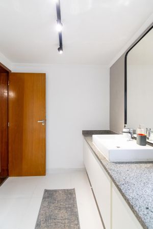 Image 38 - 326340