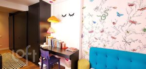Image 19 - 326494