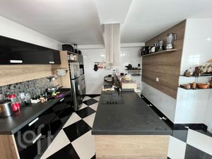 Image 5 - 326667