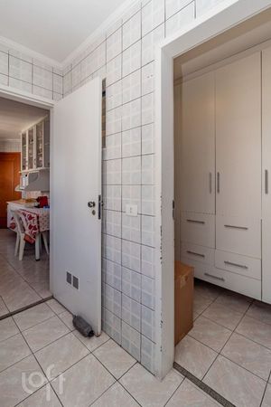 Image 38 - 326888
