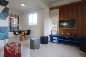 Image 28 - 326889