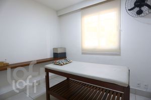 Image 39 - 326889