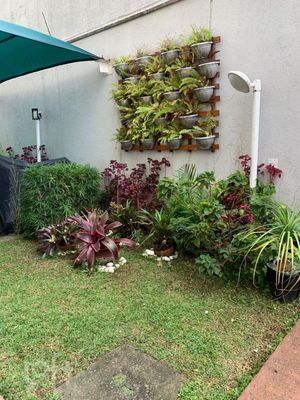 Image 10 - 327030