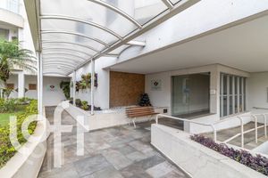 Image 20 - 327169