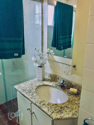 Image 7 - 327341