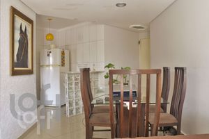 Image 10 - 327630