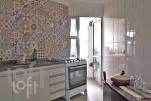Image 16 - 327630