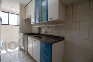 Image 16 - 327799