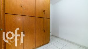 Image 33 - 327801