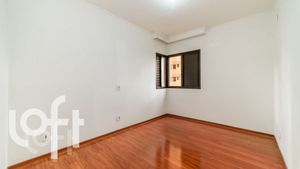 Image 17 - 327801