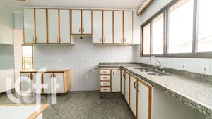Image 36 - 327801