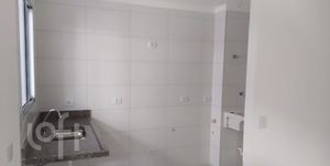 Image 4 - 327859