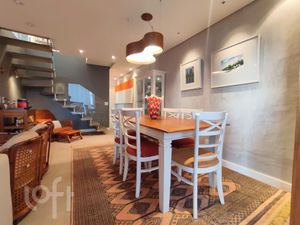 Image 13 - 327898