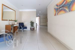 Image 25 - 328024