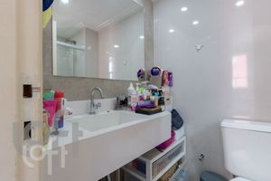 Image 27 - 328024