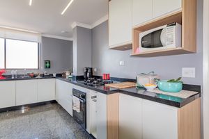Image 27 - 328037