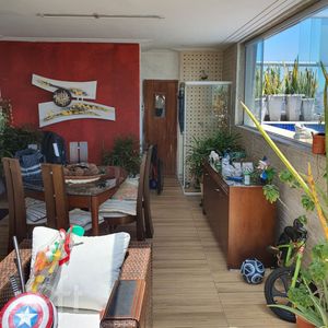 Image 8 - 328067