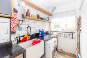 Image 30 - 328144