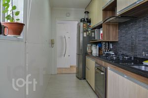 Image 17 - 328191