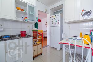 Image 22 - 328328