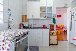Image 23 - 328328