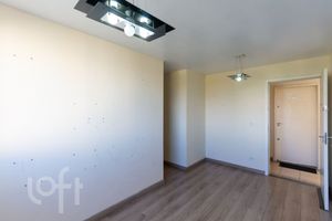 Image 20 - 328352