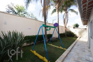 Image 17 - 328352
