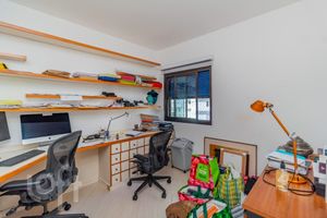 Image 11 - 328587