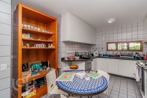 Image 33 - 328587