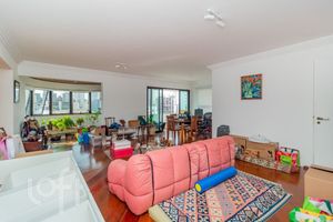 Image 1 - 328587