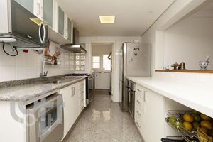 Image 22 - 328623