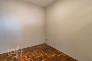 Image 10 - 328715