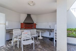Image 44 - 328715