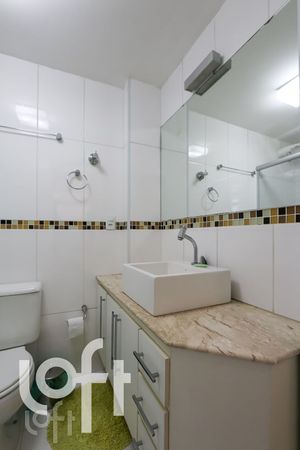 Image 30 - 328757