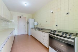 Image 32 - 328815