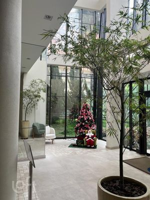 Image 25 - 328934